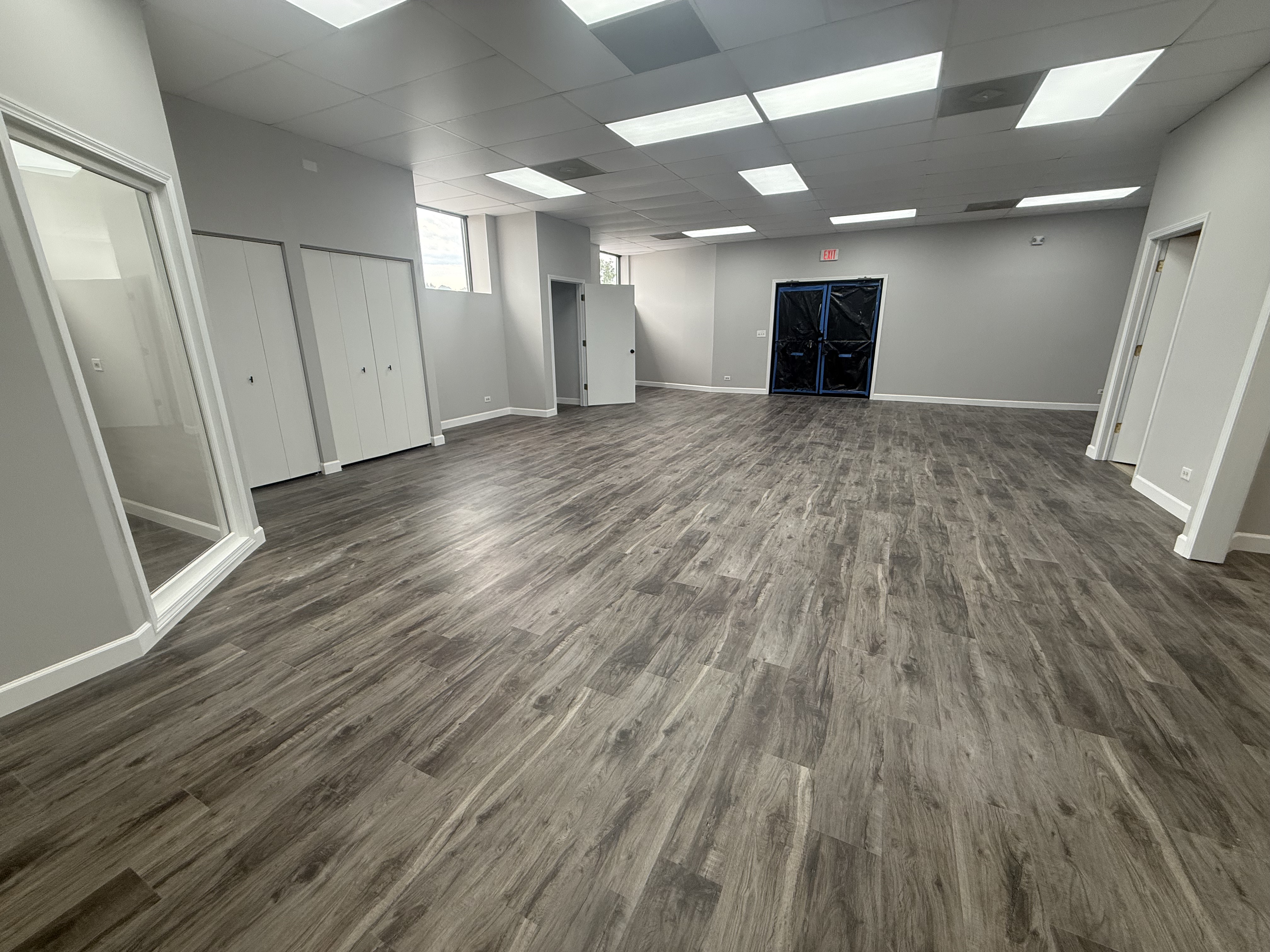 Suite 204 — 2,664 SF turnkey dental/medical suite, remodeled 2026 — 105-115 S Grove Ave, Elgin photo